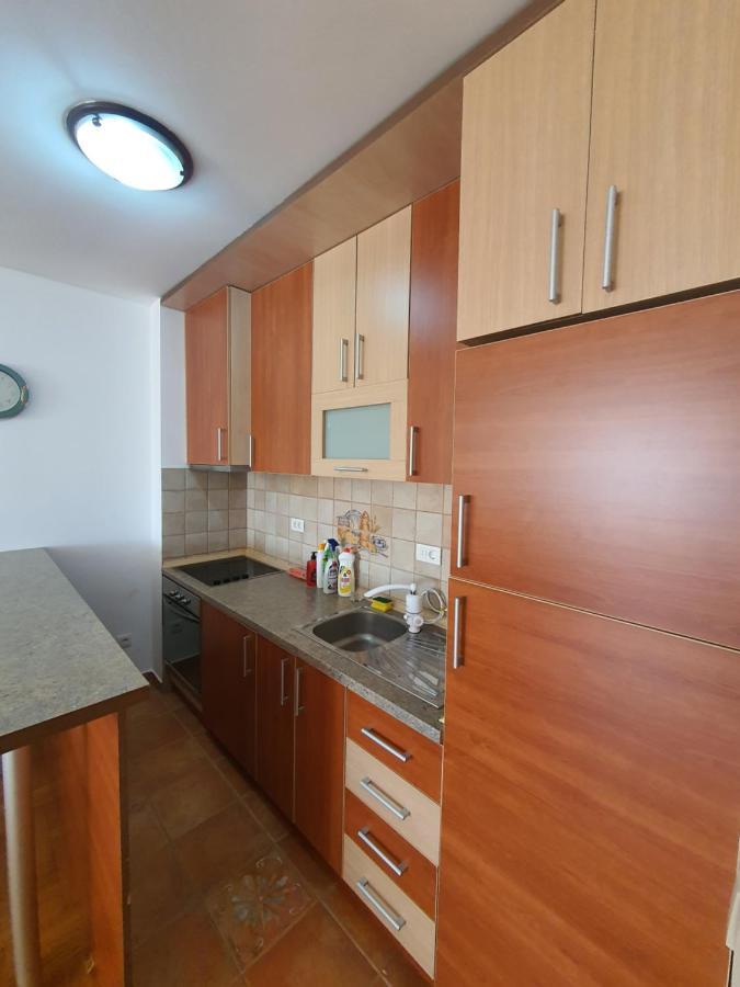 Oksana Apartment 波德戈里察 外观 照片